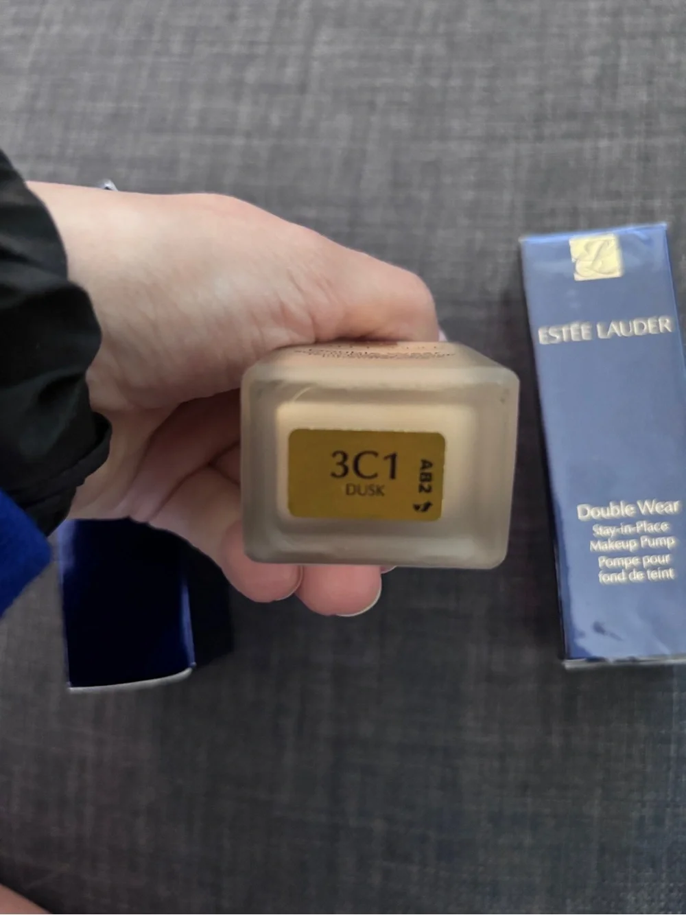 NEW Estée Lauder Double Wear Foundation - Beige (3C1 Dusk) with PUMP